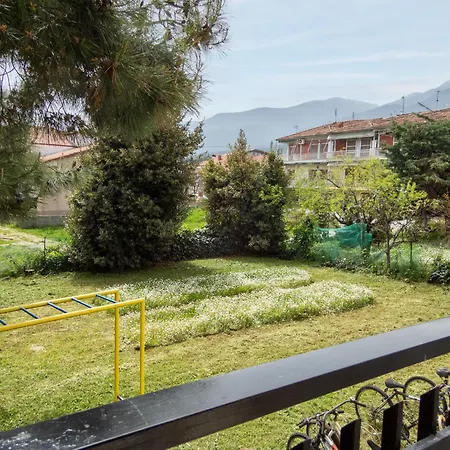 The Fir Trees House - το σπίτι με τα έλατα Apartment Litochoro