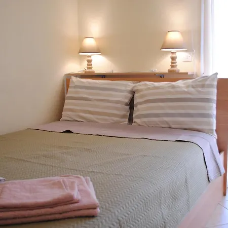 Apartment The Fir Trees House - το σπίτι με τα έλατα Litochoro