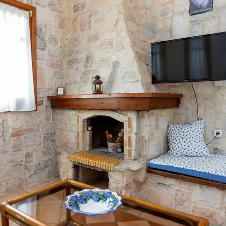 Nefeli Apartment * Metamorfosi (Sithonia)